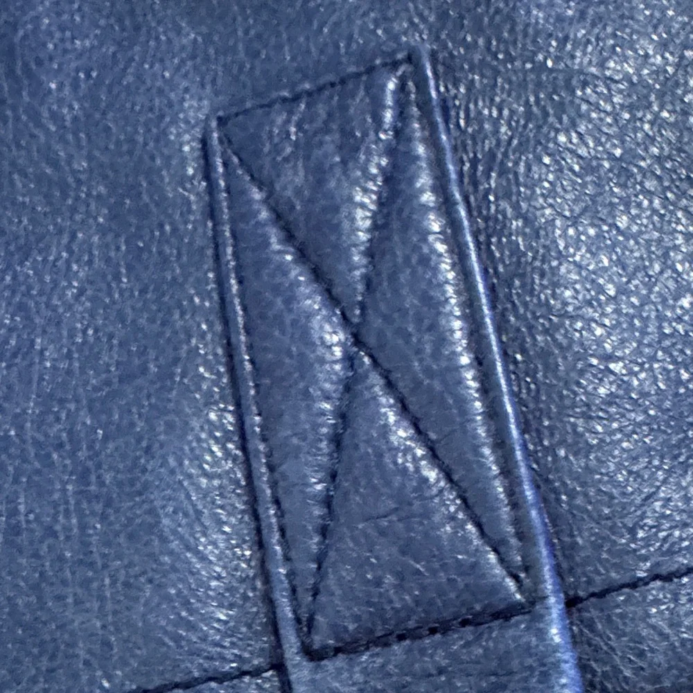 Juicy Couture Blue Tote Bag - Picture 10 of 14